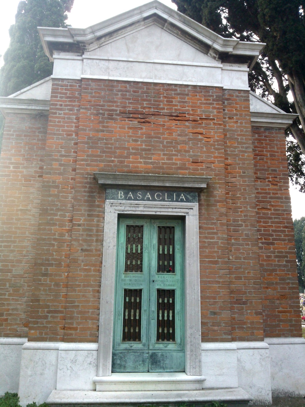 Franco Basaglia's tomb 2 .jpg